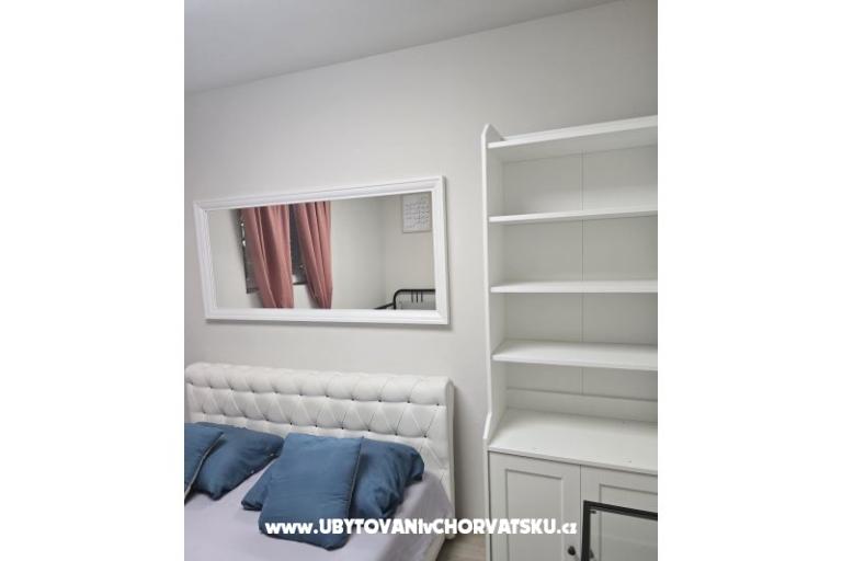 Sunset Paradise Apartments Vir – photo 33