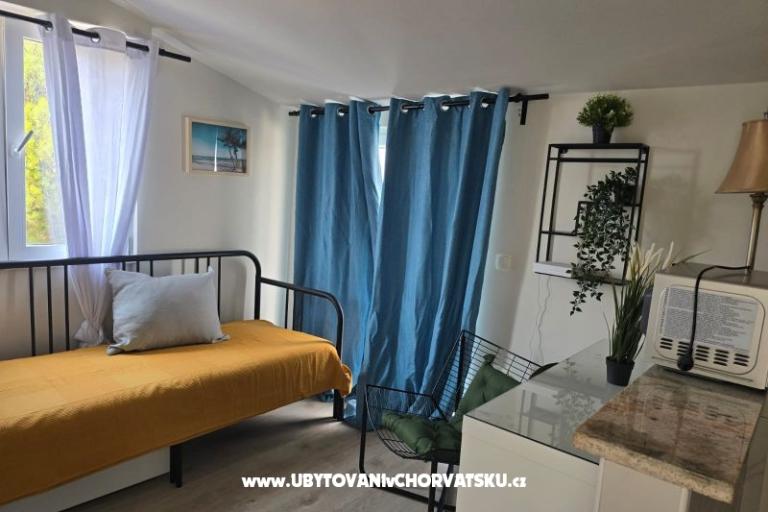 Sunset Paradise Apartments Vir – photo 44