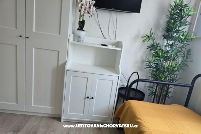 Sunset Paradise Apartments Vir – photo 55