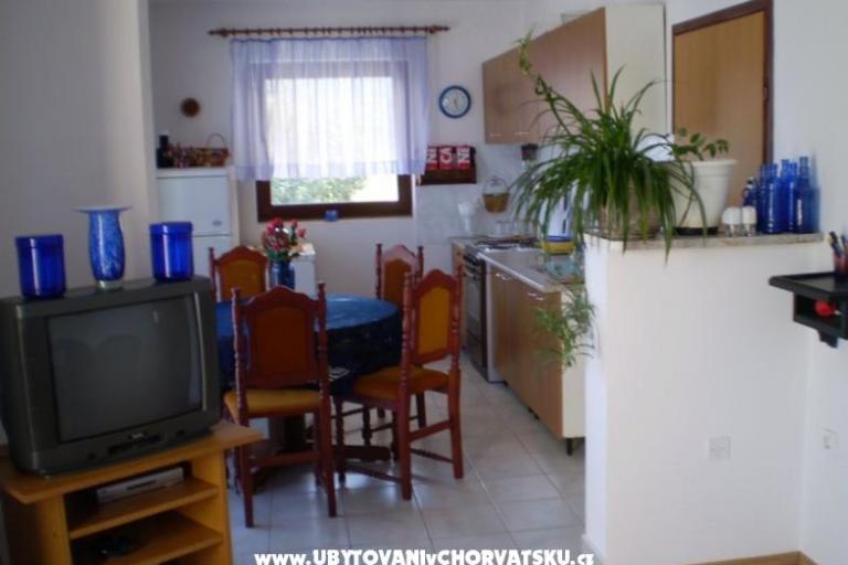 Apartments Issa – photo 7