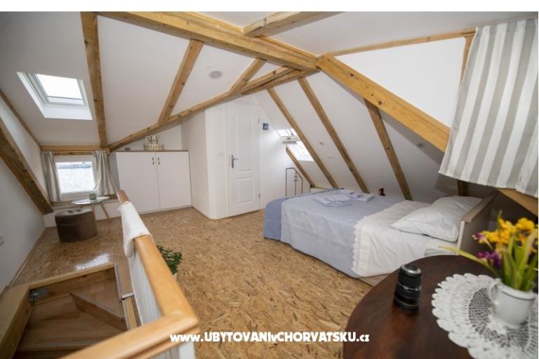 Apartment AndriNa  Vis – photo 10