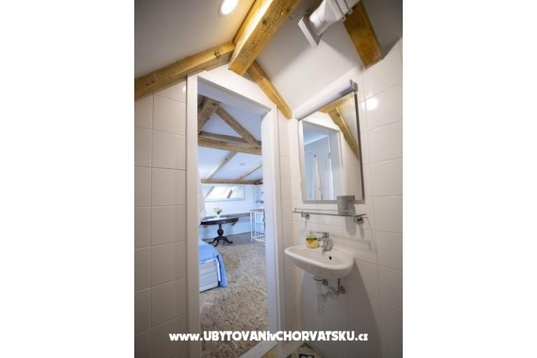Apartment AndriNa  Vis – photo 15
