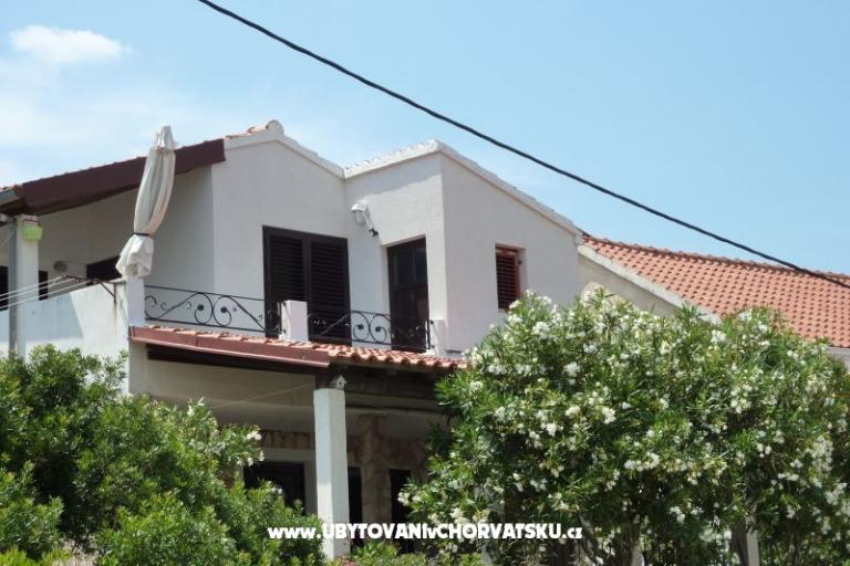 Villa Vinka*** – photo 2