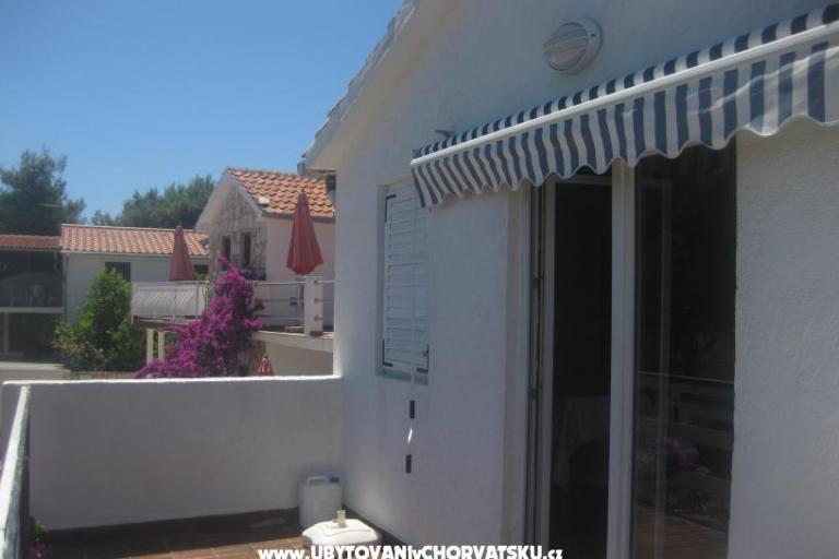 Vis Apartment – photo 4