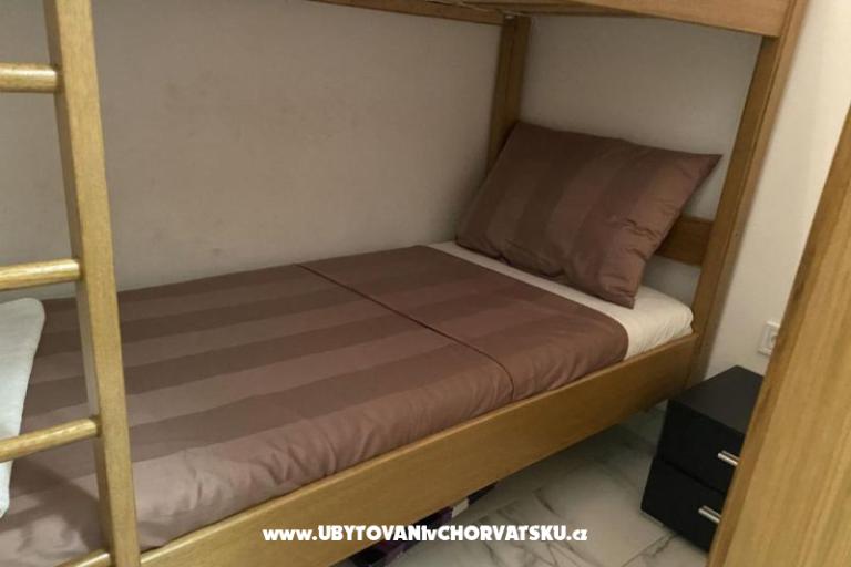 Apartment Lena – photo 11