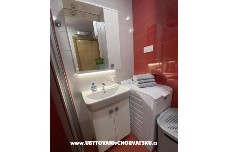 Apartment Lena – photo 8