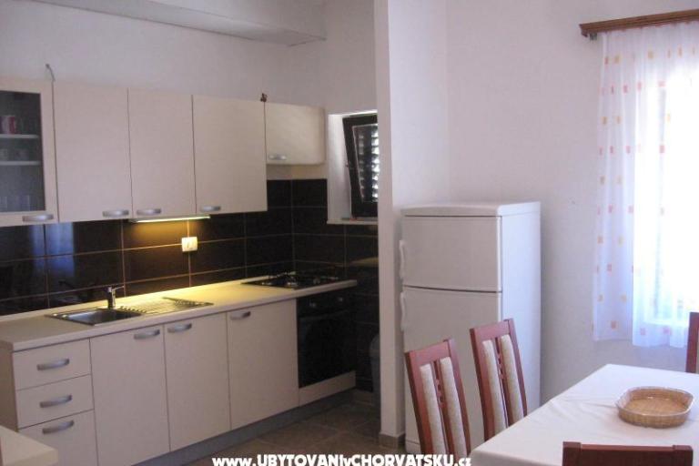 Apartment Mirak – photo 2