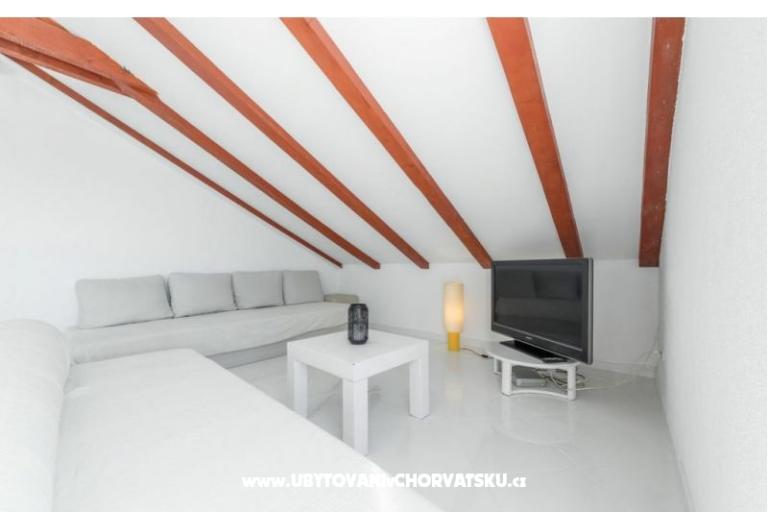 RAFAELA APARTMAN SRIMA – photo 5