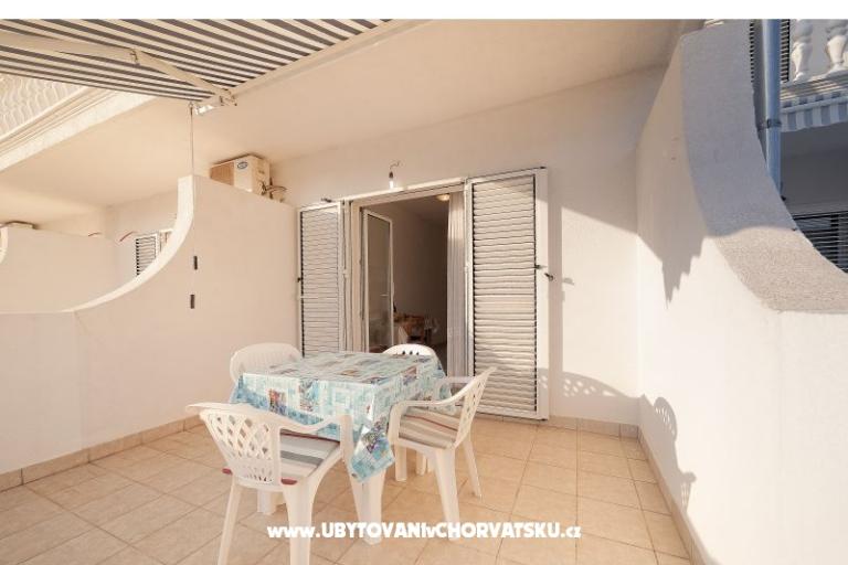Apartments Maleš – photo 12