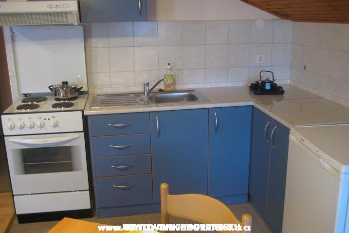 Apartments Obitelji Zorica – photo 2