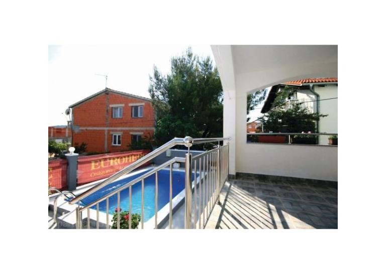 Apartments Šarac – photo 4
