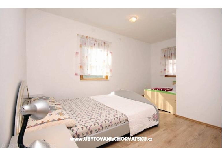 Apartments Šarac – photo 7