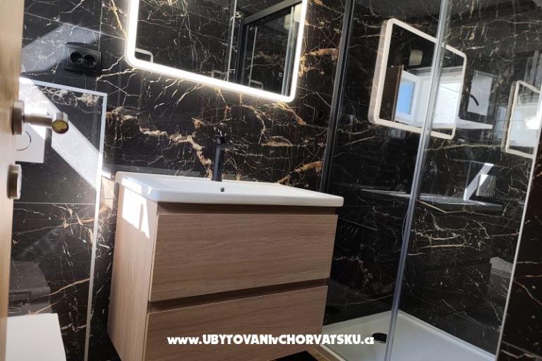 Apartments Ivica i Ljuba Cukrov  – photo 19