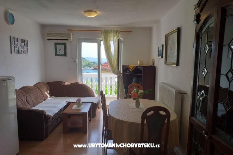 Apartment Ivan (15m from  beach) – photo 5