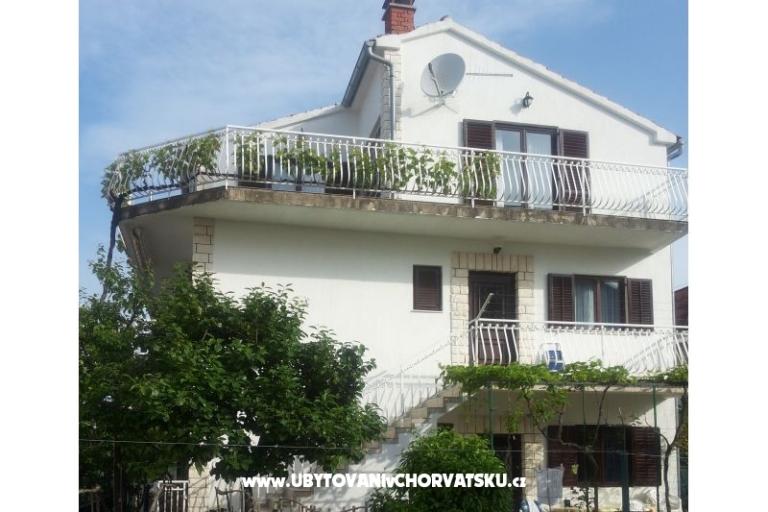 Apartments Milka-Jure Srima-Vodice – photo 2