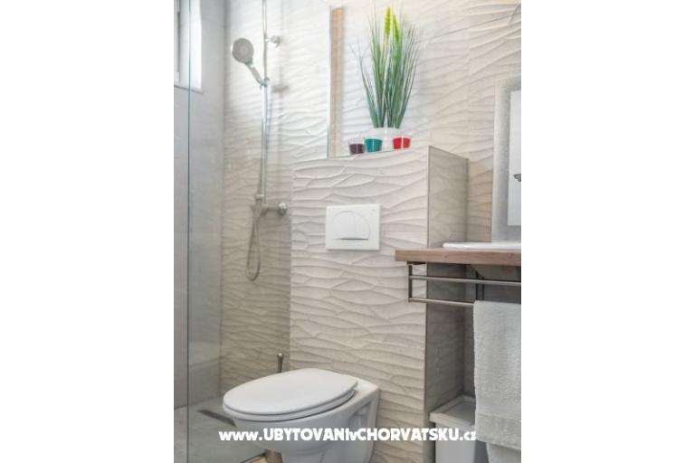 Beach Villa with pool Tribunj – photo 12