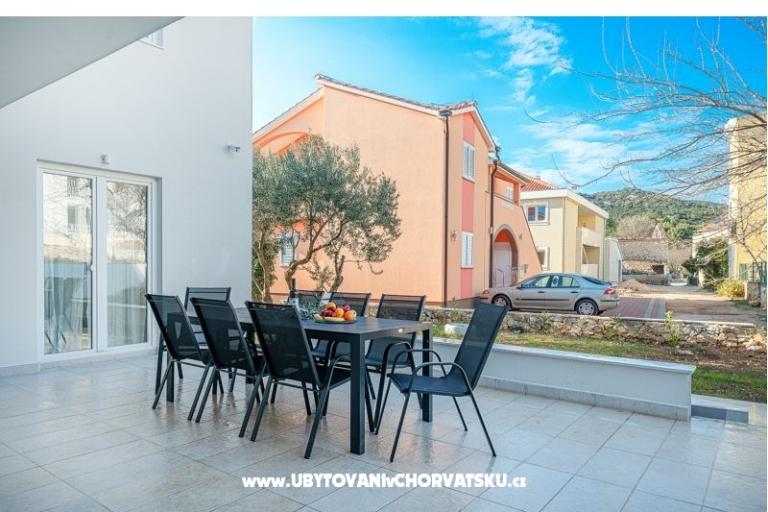 Beach Villa with pool Tribunj – photo 16