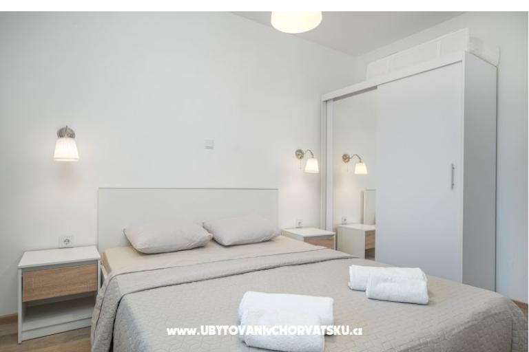 Beach Villa with pool Tribunj – photo 9