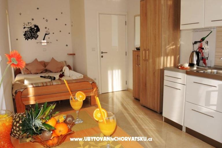 Iva Apartments – photo 9