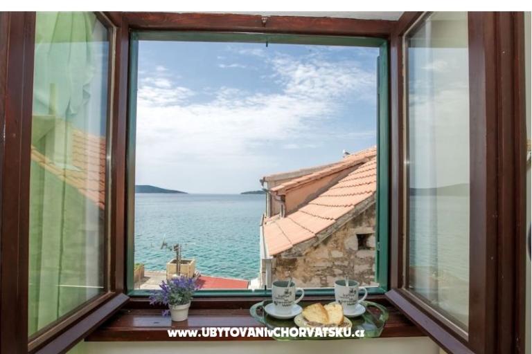 Holyday House Prvic – photo 11