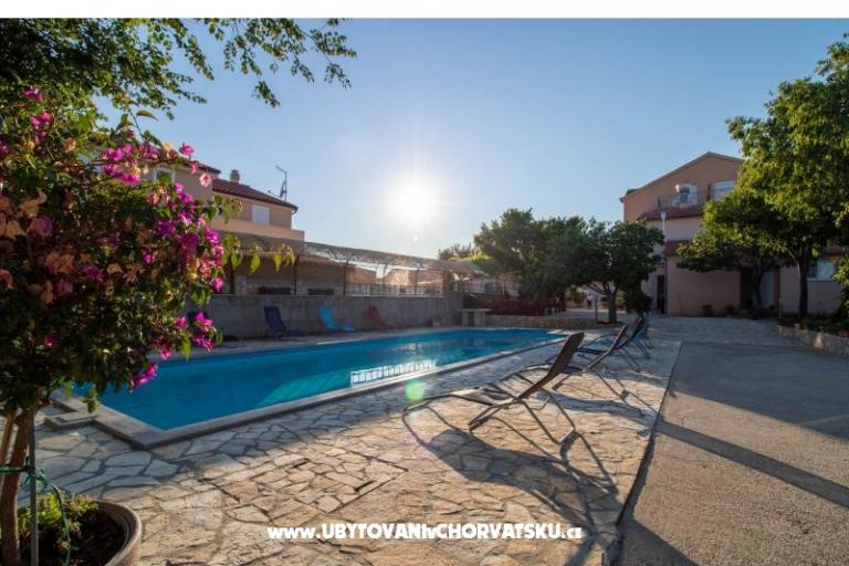 Mobile Homes Bonaca – photo 8