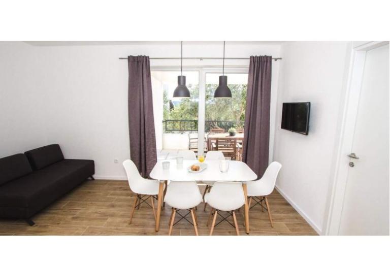 Olive Tree Apartments – photo 8
