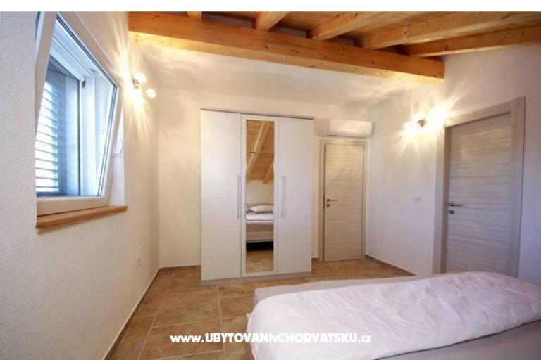 Villa Lucich I. - II. – photo 10