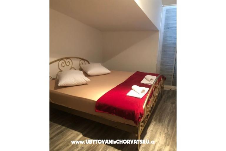 Penthouse with pool Ruža – photo 11