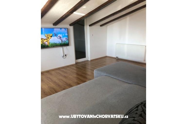 Penthouse with pool Ruža – photo 8