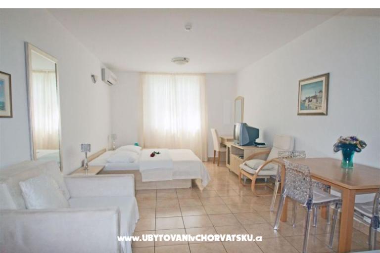 Vila Tamarix apartmani  – photo 11