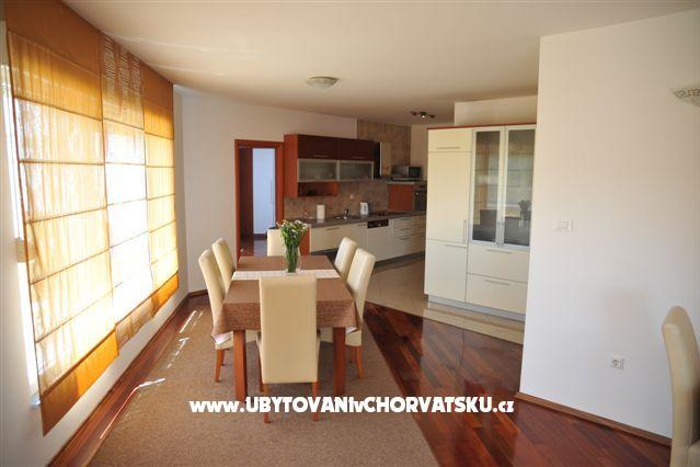 Apartment Lea – photo 3