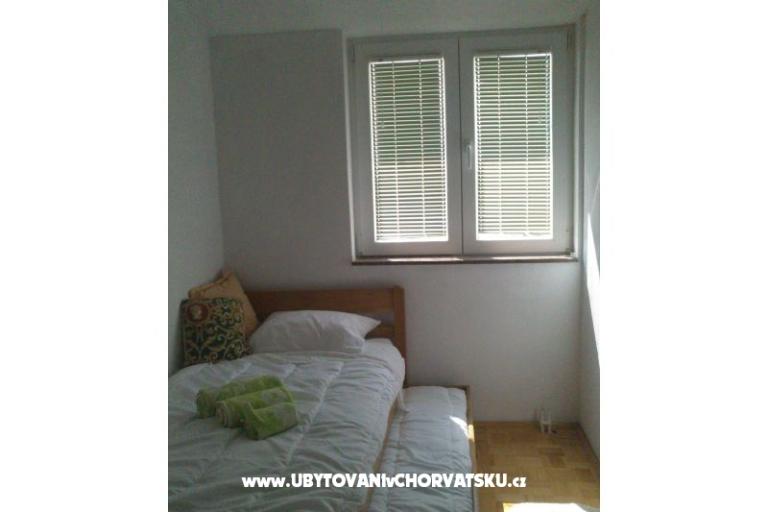 Apartments with swimming pool-Crno – photo 7