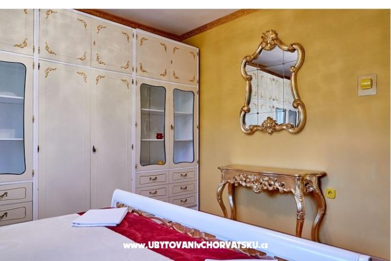 Apartments Benak – photo 10