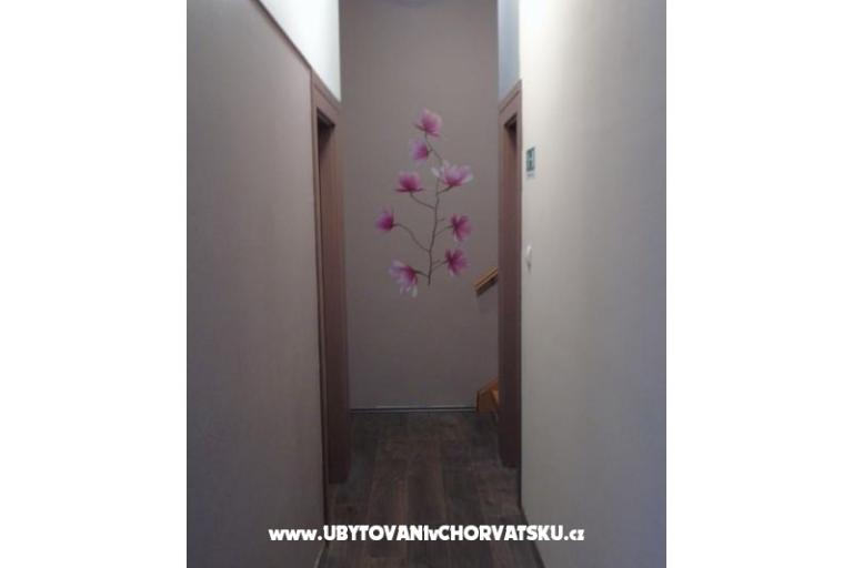 Apartments Mikulić – photo 10