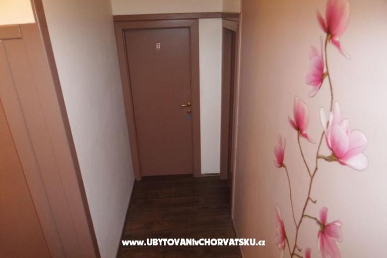 Apartments Mikulić – photo 9