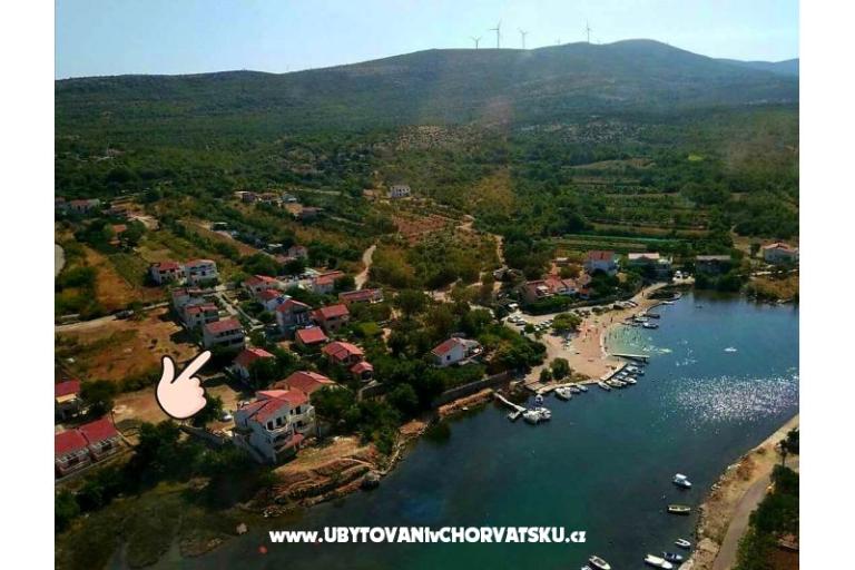 Apartments Pešut – photo 11