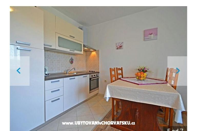 Apartments Pešut – photo 12