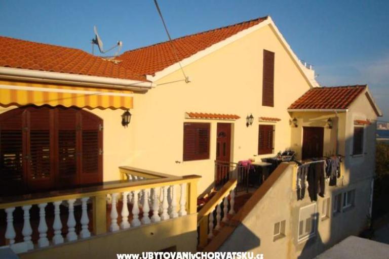 Apartments Puntamika coast – photo 2