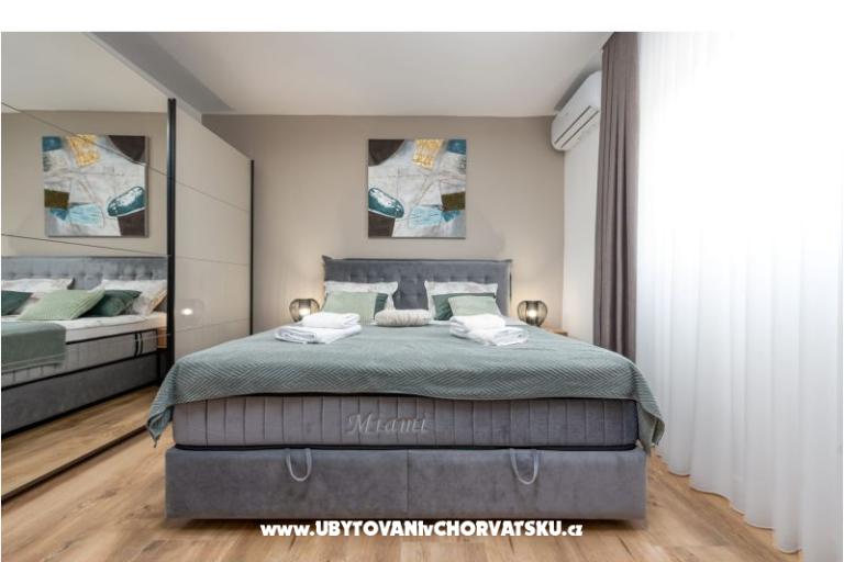 Apartment Luxe Holiday Home – photo 3