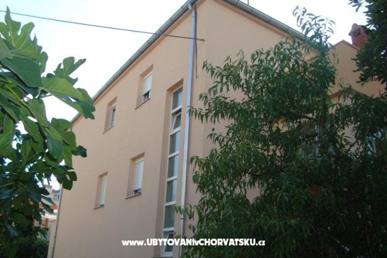 Apartments and rooms Antonio – photo 11