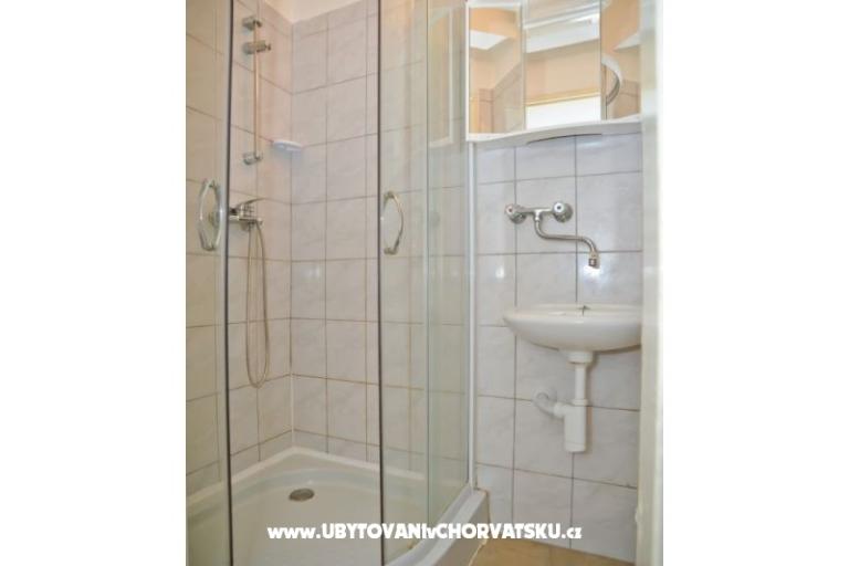 Apartments and rooms Antonio – photo 17
