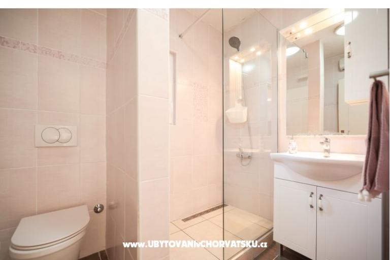 Apartments Floresita – photo 11