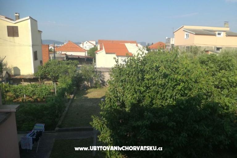 Apartments F – photo 4