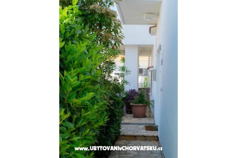 Apartments Manda – photo 4