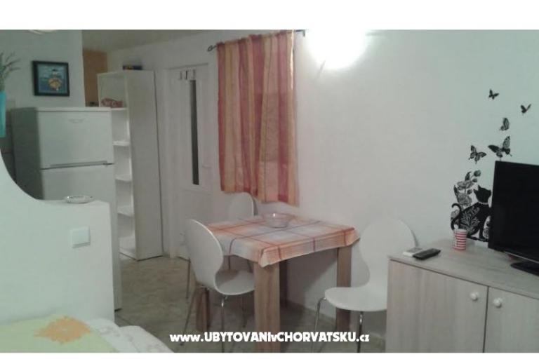 Studio apartment Ella Vrsi i apartm – photo 6