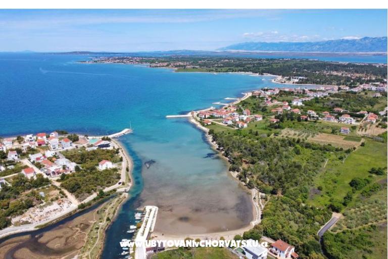 Holiday Home Victoria  – photo 24