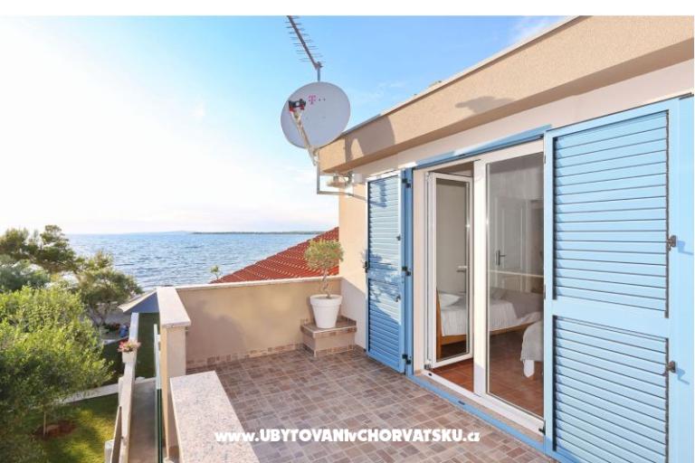 Holiday Home Victoria  – photo 6