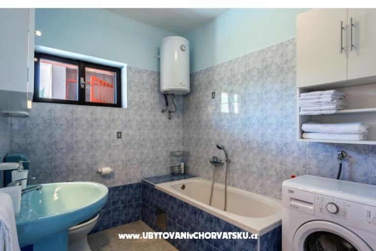 Vacation house Maslina – photo 10