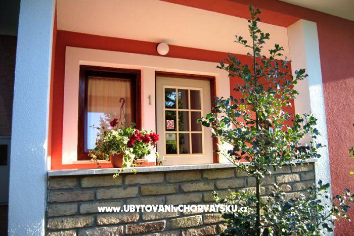 Sunny Apartments – photo 2