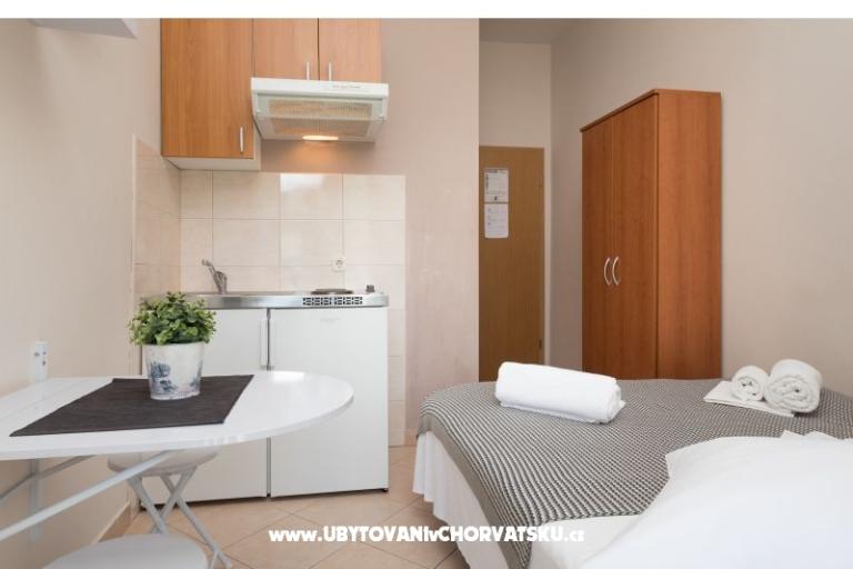 Apartments Barbaric – photo 10